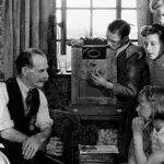 Radio FM, Época Dorada, calidad de sonido, diversidad de contenido, disc jockeys, radios en automóviles, cultura musical.